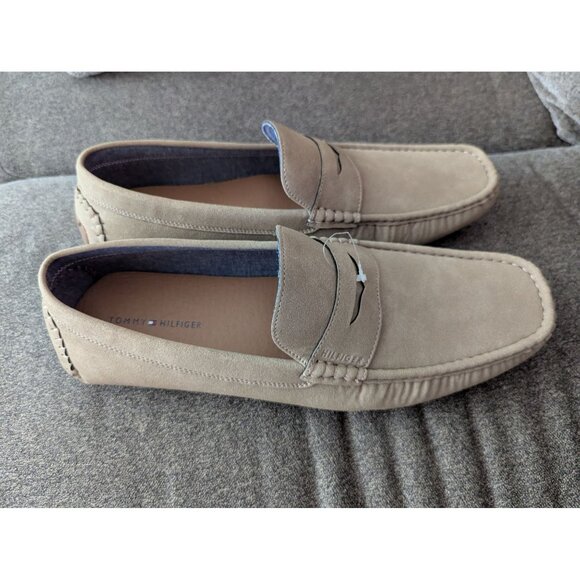 Tommy Hilfiger Mens Beige Casual Loafers Size 12 Medium Faux Leather Slip-On - Picture 2 of 5